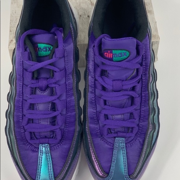 Nike Air Max 95 SE (GS) - Picture 3 of 6